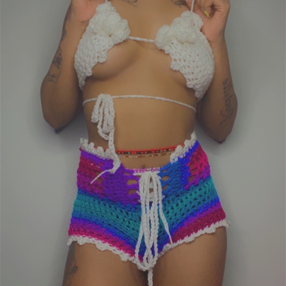 Mermaid inspired crochet outfit - Picture 1 of 3